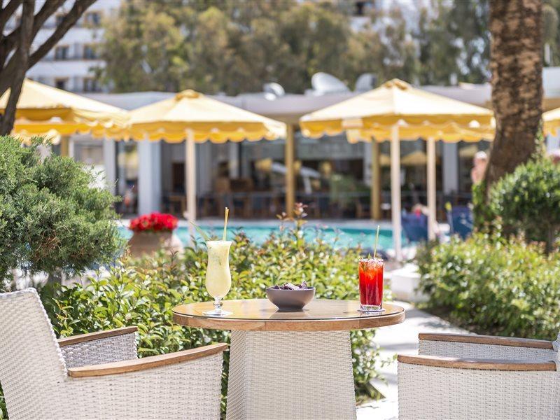 米提斯格兰迪海滩度假村 Rhodes City 外观 照片 The Pool Bar