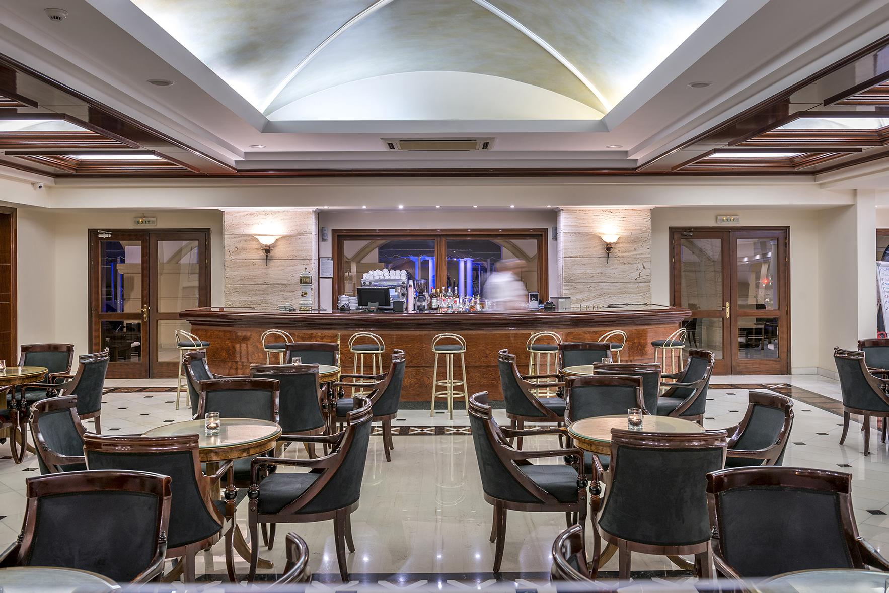 米提斯格兰迪海滩度假村 Rhodes City 外观 照片 The bar at the hotel