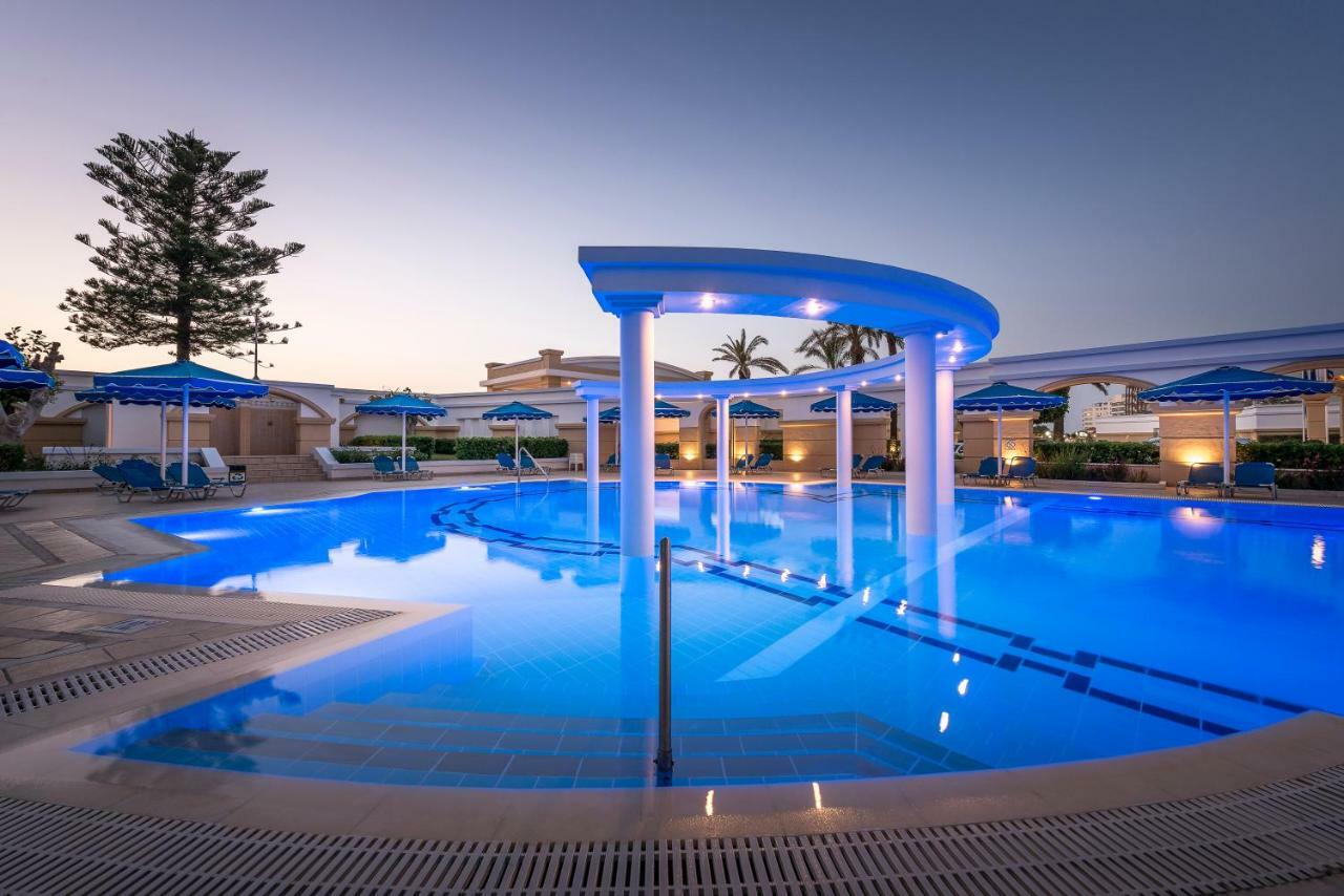 米提斯格兰迪海滩度假村 Rhodes City 外观 照片 The swimming pool at the hotel